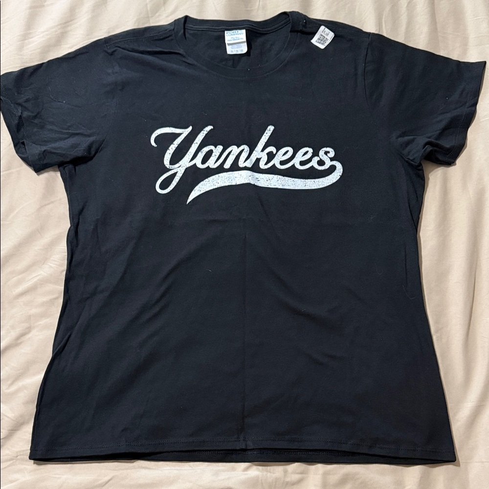 Black Yankees T-Shirt